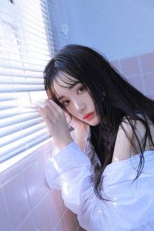 在末日被丧尸们浇灌的小说推荐